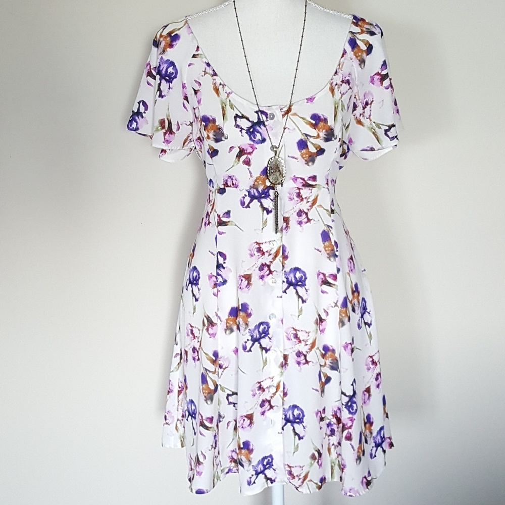 Forgiveness Floral Mini Dress Sz. M - Picture 1 of 8
